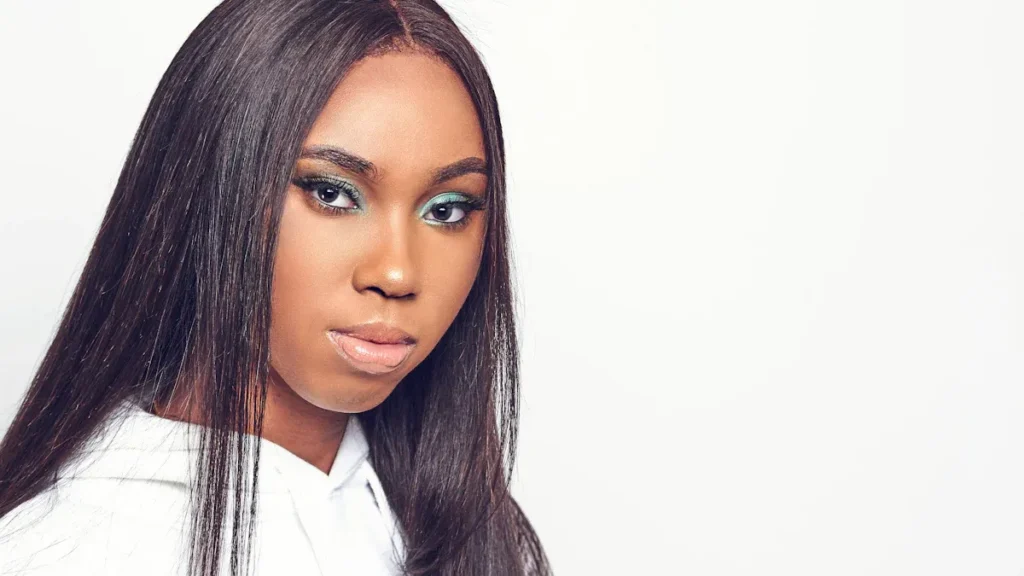 What Wholesale Buyers Should Know About High-Density Clip-In Hair Extensions