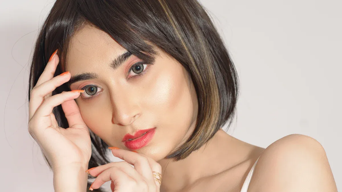 Face Shape Guide for French Bobs and Italian Bob